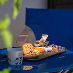 Aktaion Hotel 3*