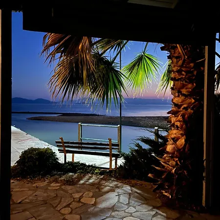 Aktaion Otel 3*